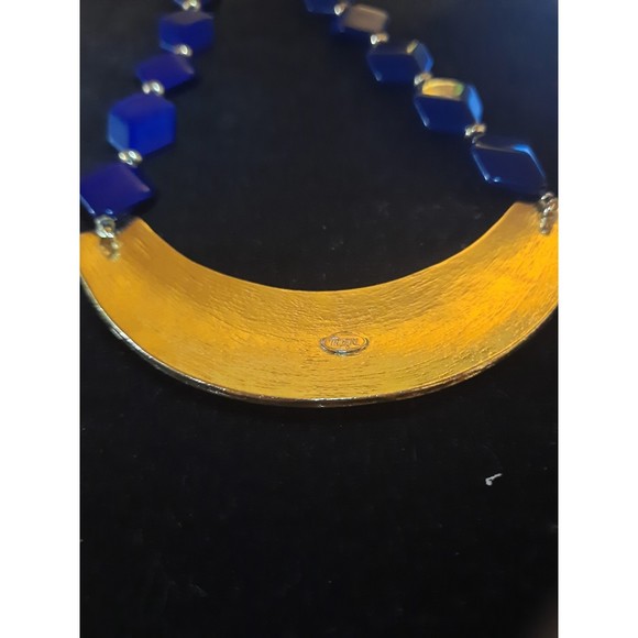 Trifari Signed 1970's Vintage Statement Necklace - Picture 7 of 9